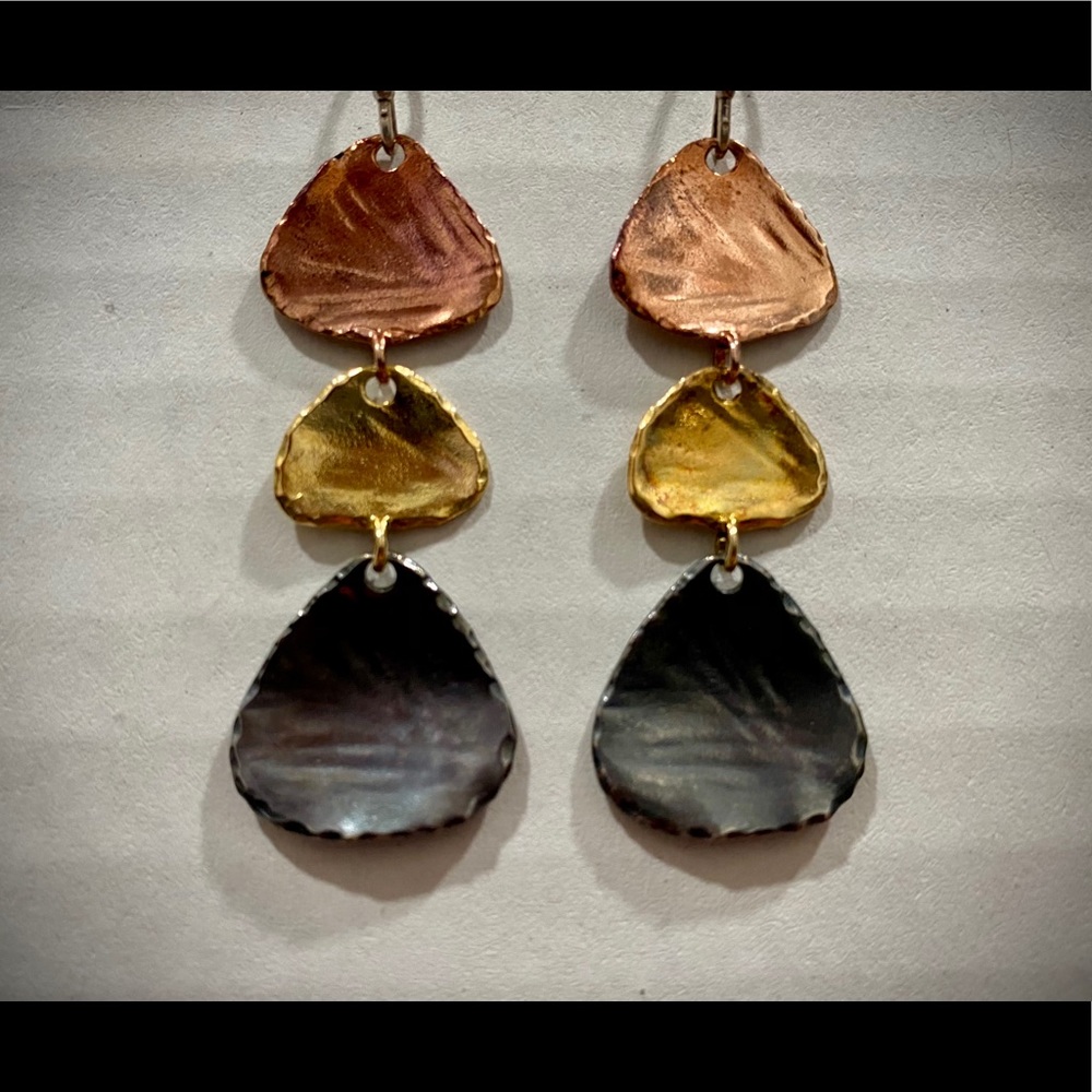 Tri-color dangle earrings